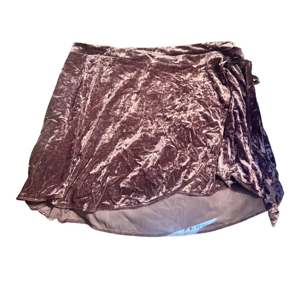 American Eagle Outfitters Holiday Velvet Wrap Mini Skirt Dusty Rose Size XXL